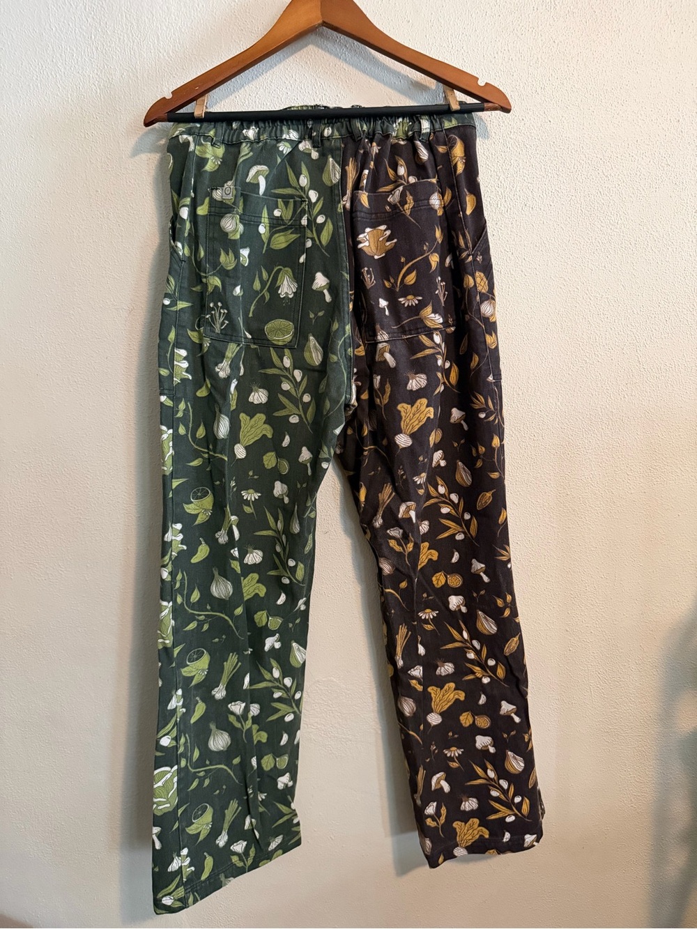 Big Bud Press Two-Tone Cookbook Print Work pants VERY RARE - Picture 4 of 8